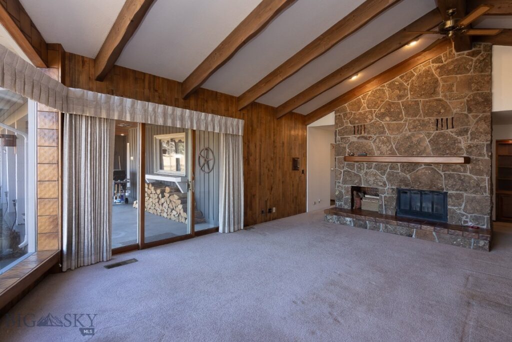 25 Riverside Drive, Bozeman MT 59715