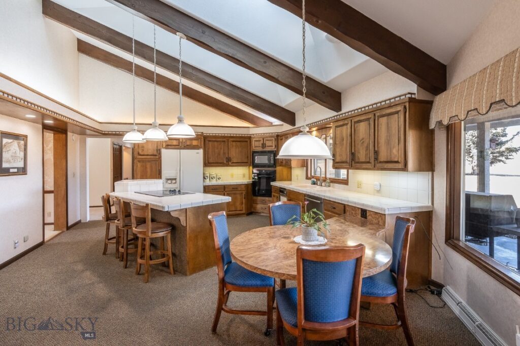 25 Riverside Drive, Bozeman MT 59715