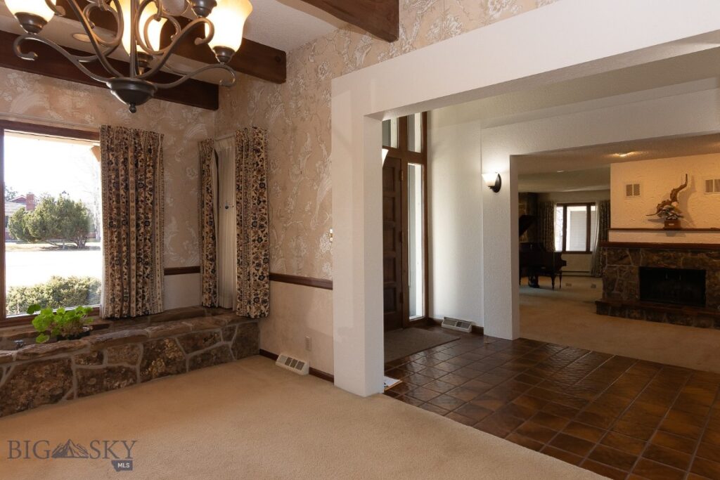 25 Riverside Drive, Bozeman MT 59715