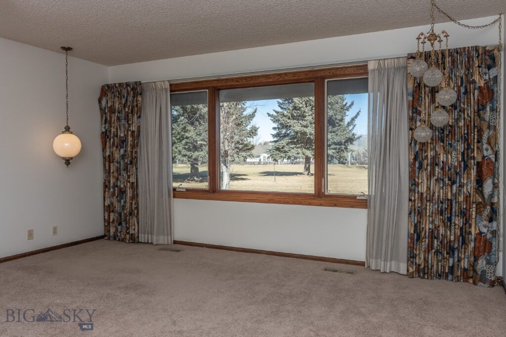 25 Riverside Drive, Bozeman MT 59715