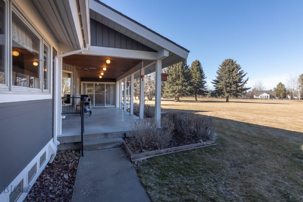 25 Riverside Drive, Bozeman MT 59715