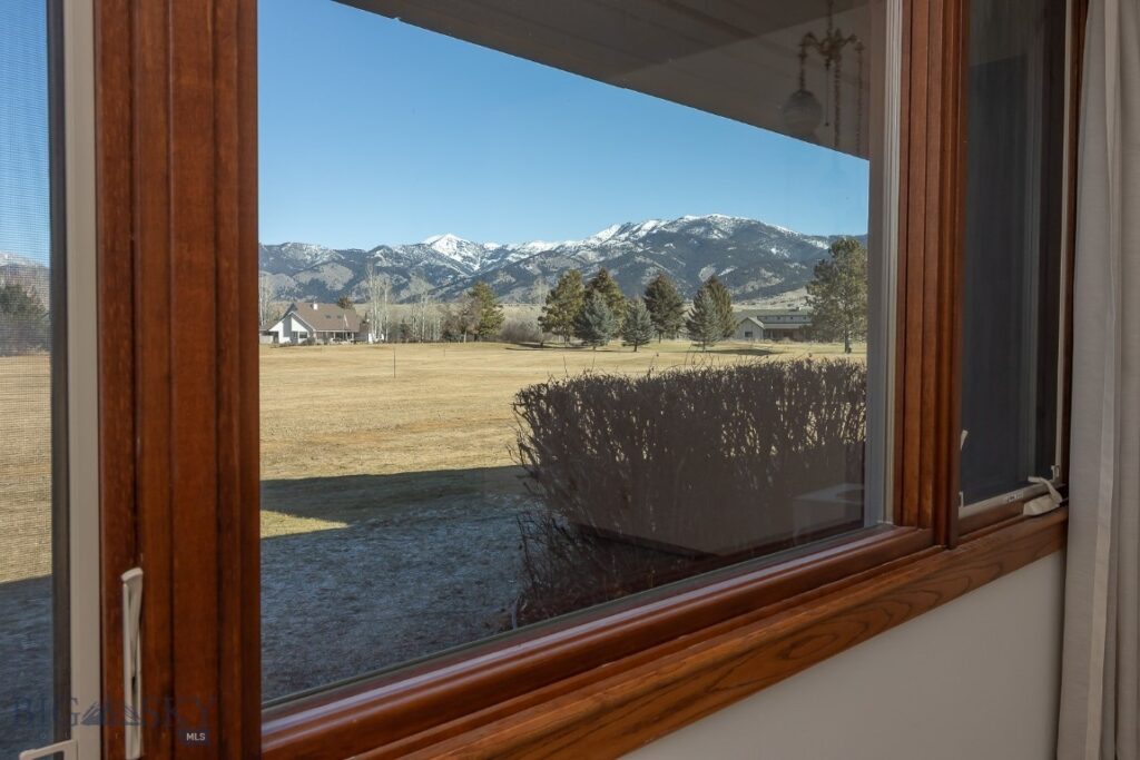 25 Riverside Drive, Bozeman MT 59715