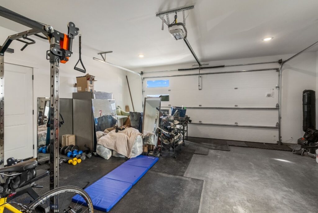 926 Abigail Lane, Bozeman MT 59718