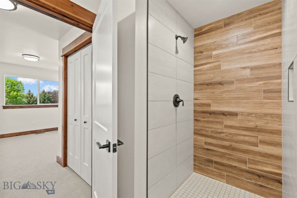 1051 Baxter Creek Way, Bozeman MT 59718