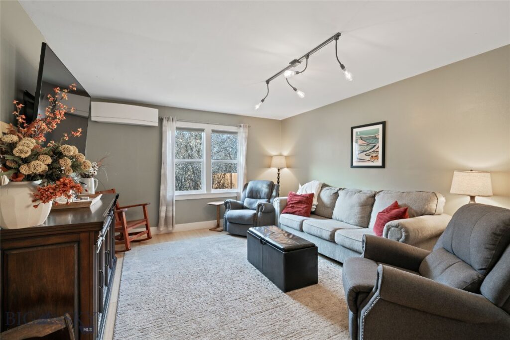 1609 Hillside Lane, Bozeman MT 59715