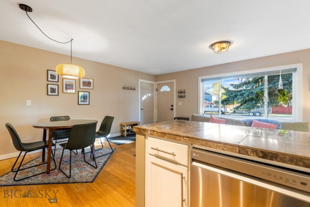 433 N Hunters Way, Bozeman MT 59718