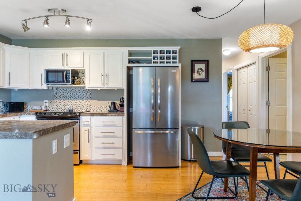 433 N Hunters Way, Bozeman MT 59718