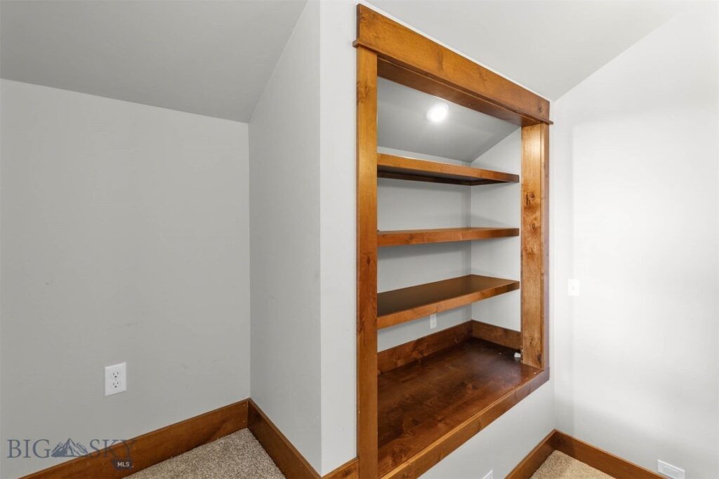 285 Water Fowl Way, Bozeman MT 59718