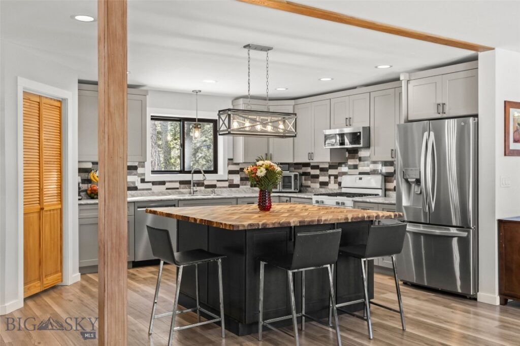 34 Mountain Springs Lane, Bozeman MT 59715