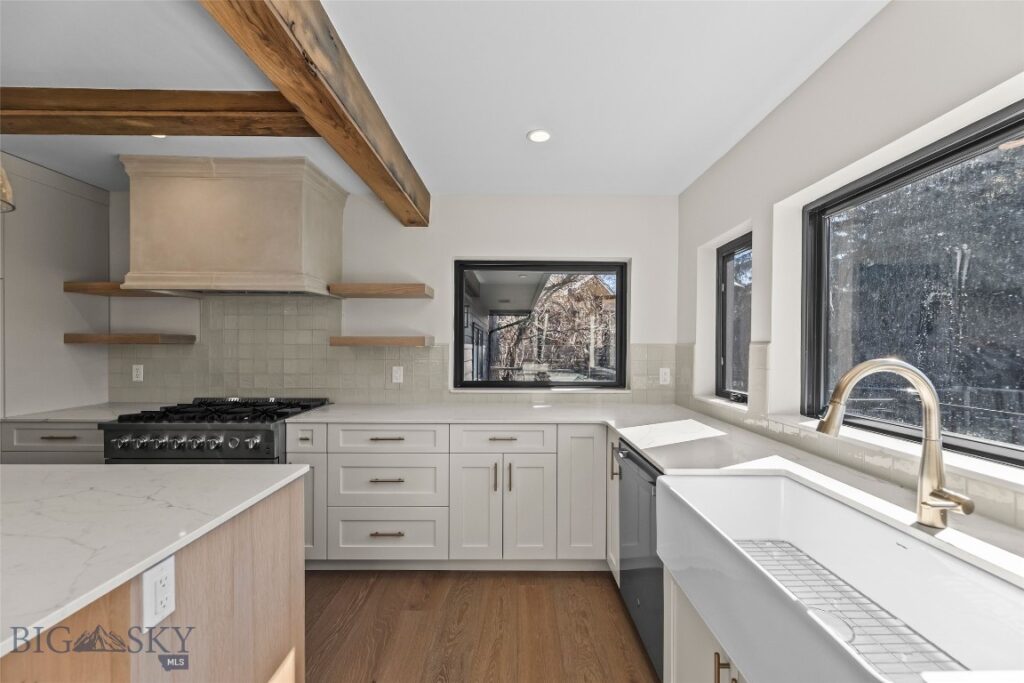 8454 Goldenstein, Bozeman MT 59715