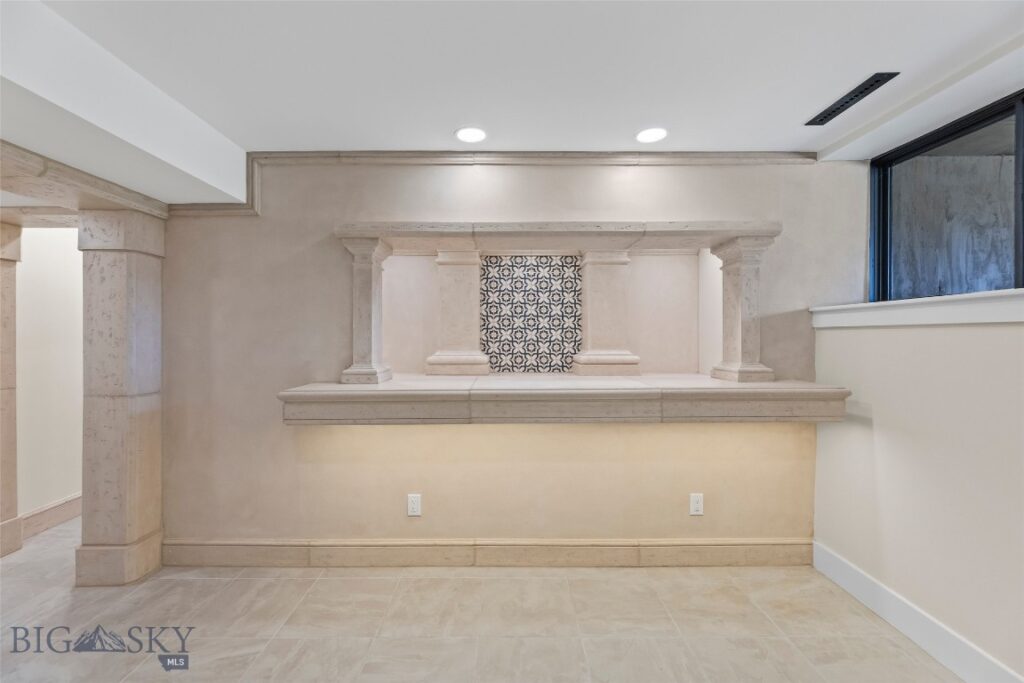 8454 Goldenstein, Bozeman MT 59715