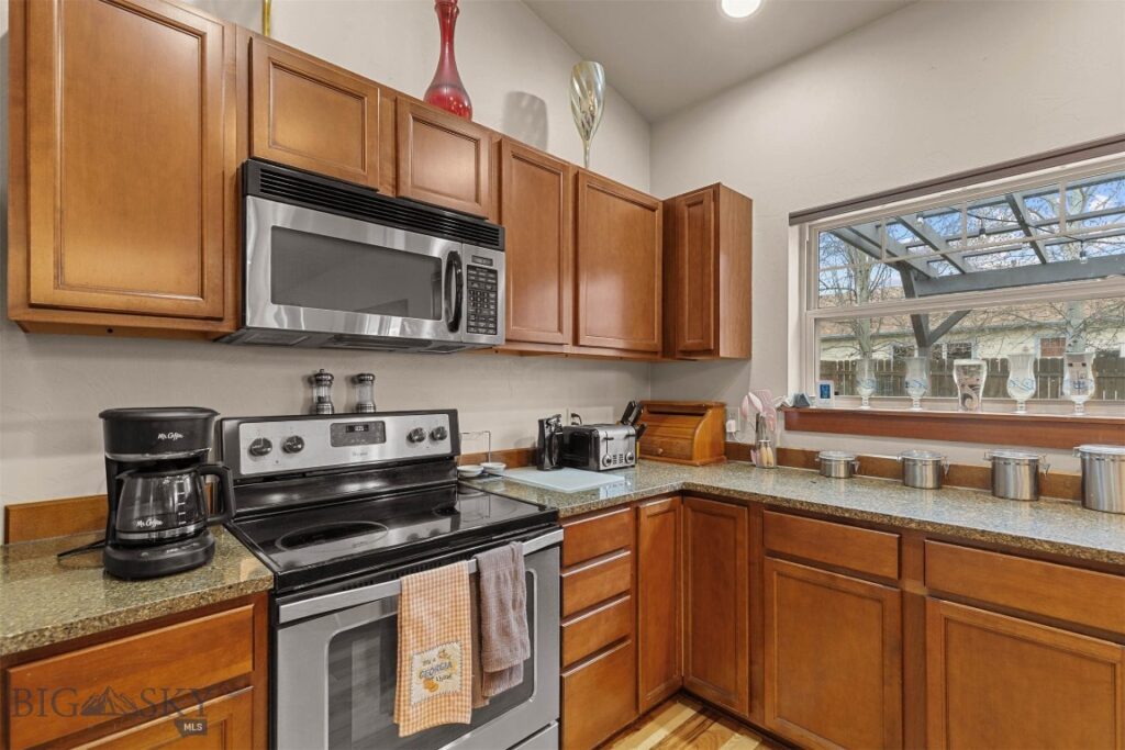 325 Cedar Wood Circle, Bozeman MT 59718