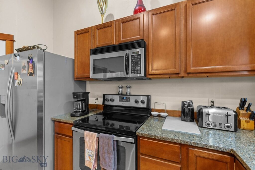 325 Cedar Wood Circle, Bozeman MT 59718