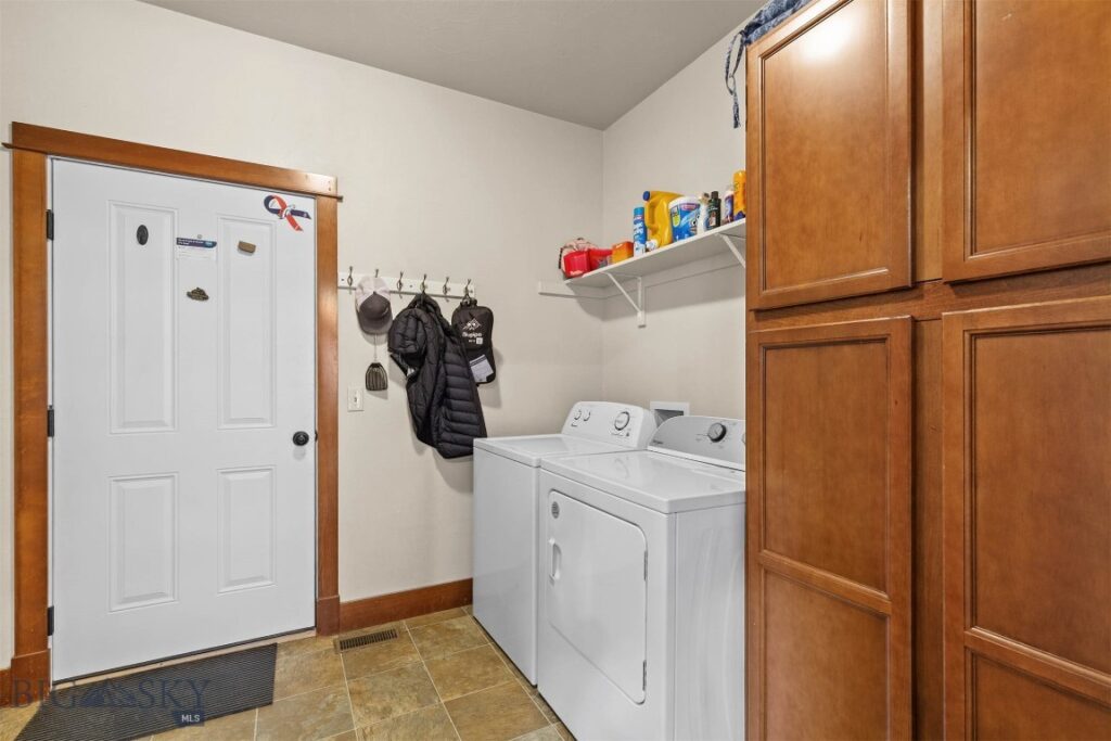325 Cedar Wood Circle, Bozeman MT 59718