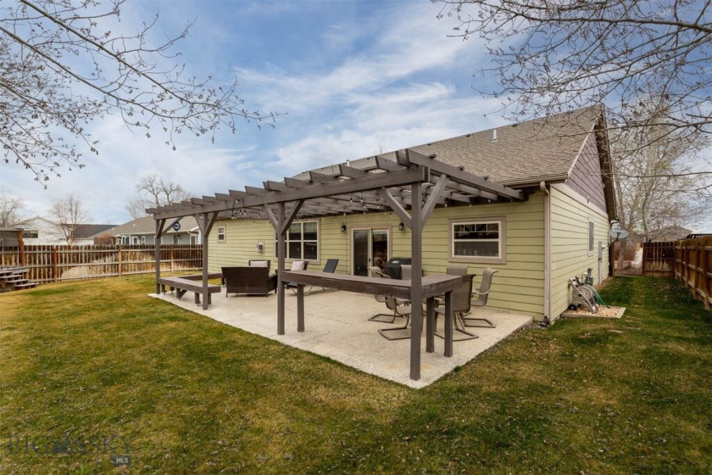 325 Cedar Wood Circle, Bozeman MT 59718