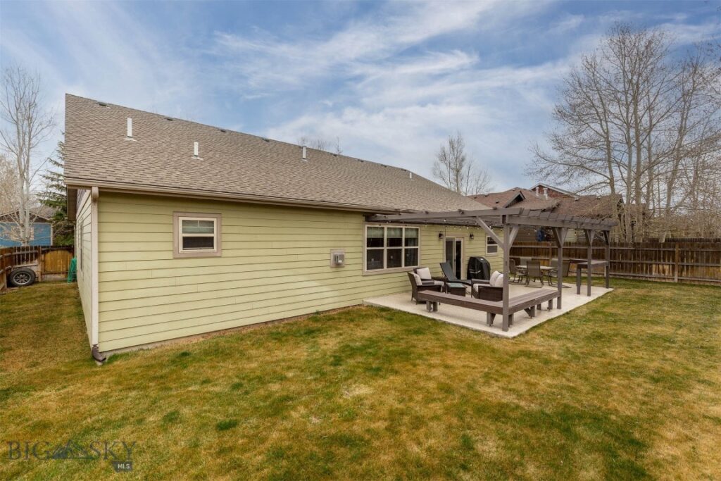 325 Cedar Wood Circle, Bozeman MT 59718
