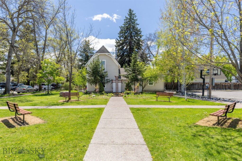 209 S Tracy, Bozeman MT 59715