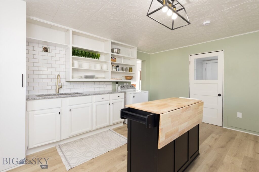 209 S Tracy, Bozeman MT 59715