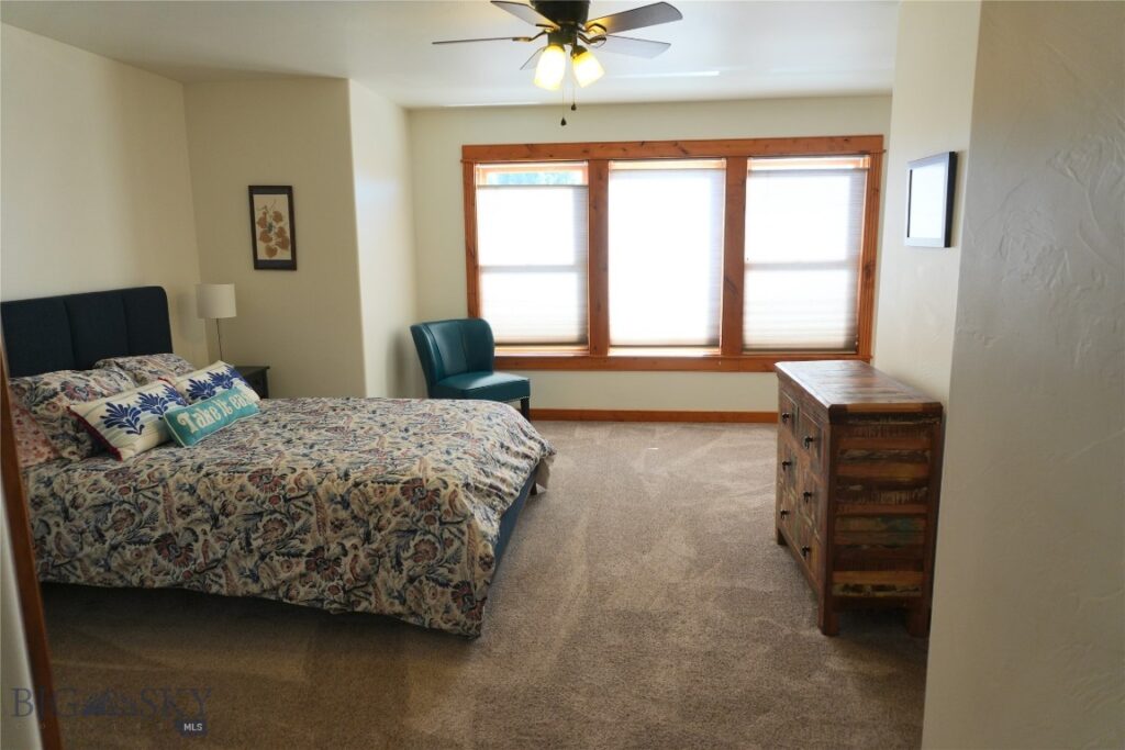 4563 Ethan, Bozeman MT 59718