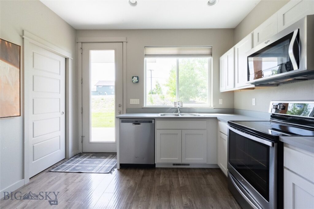 4454 Shadow Glen, Bozeman MT 59718