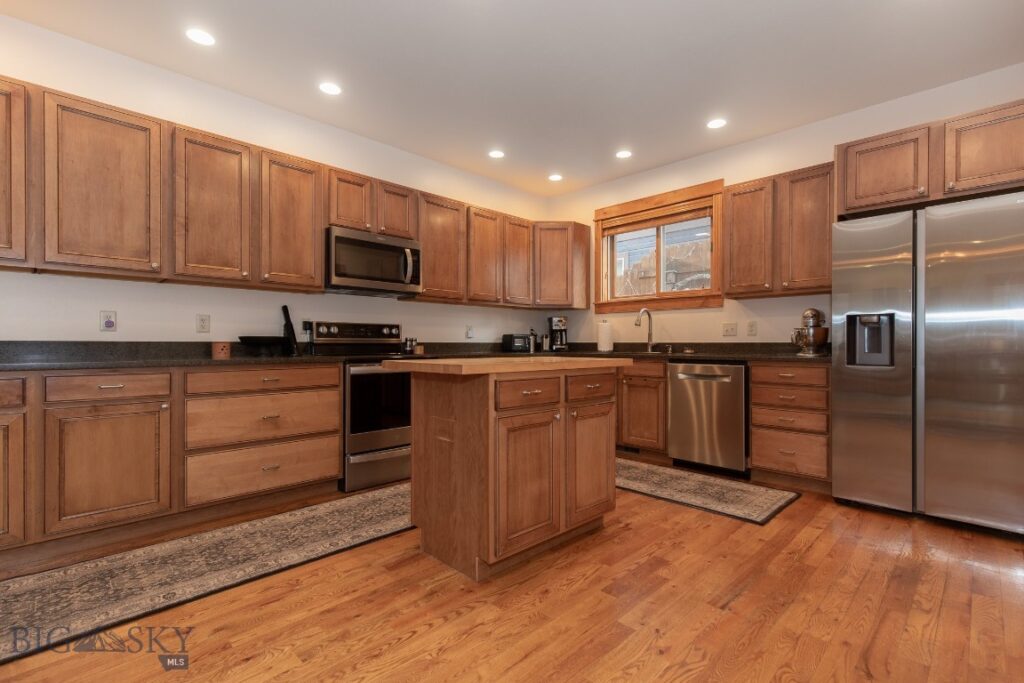 3988 Bosal Street, Bozeman MT 59718