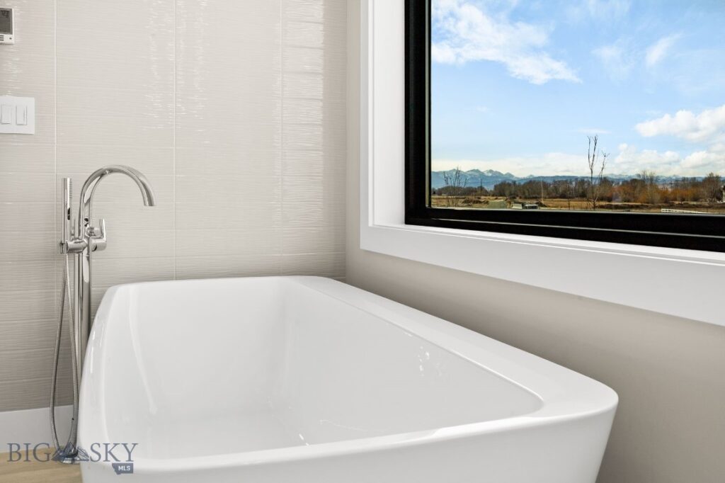 141 Creekbank Loop, Bozeman MT 59718