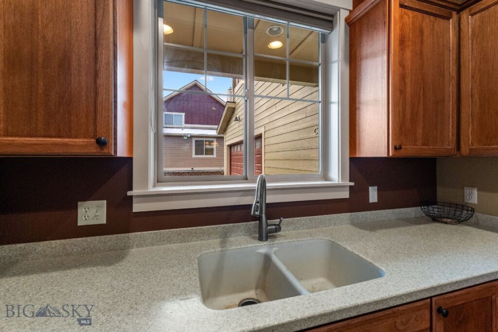 2272 Gallatin Green, Bozeman MT 59718