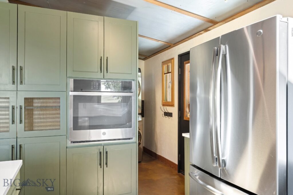 2449 Turkey Red Lane, Bozeman MT 59715