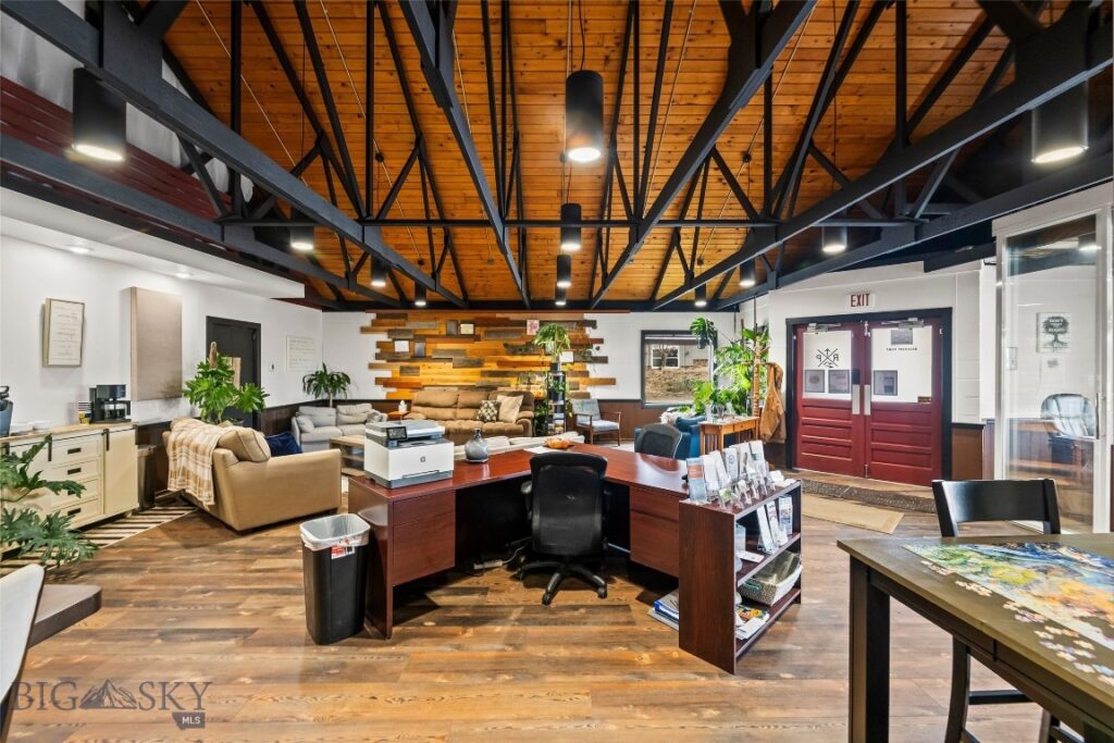 2000 N 7th Avenue, Bozeman MT 59715