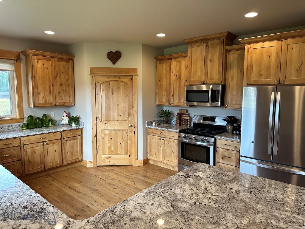 31 Cayuse Trail, Bozeman MT 59718