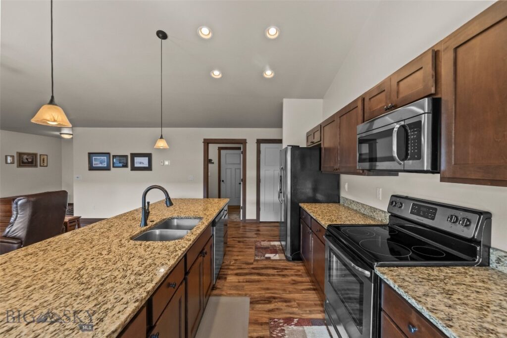 9848 Durston Road, Bozeman MT 59718