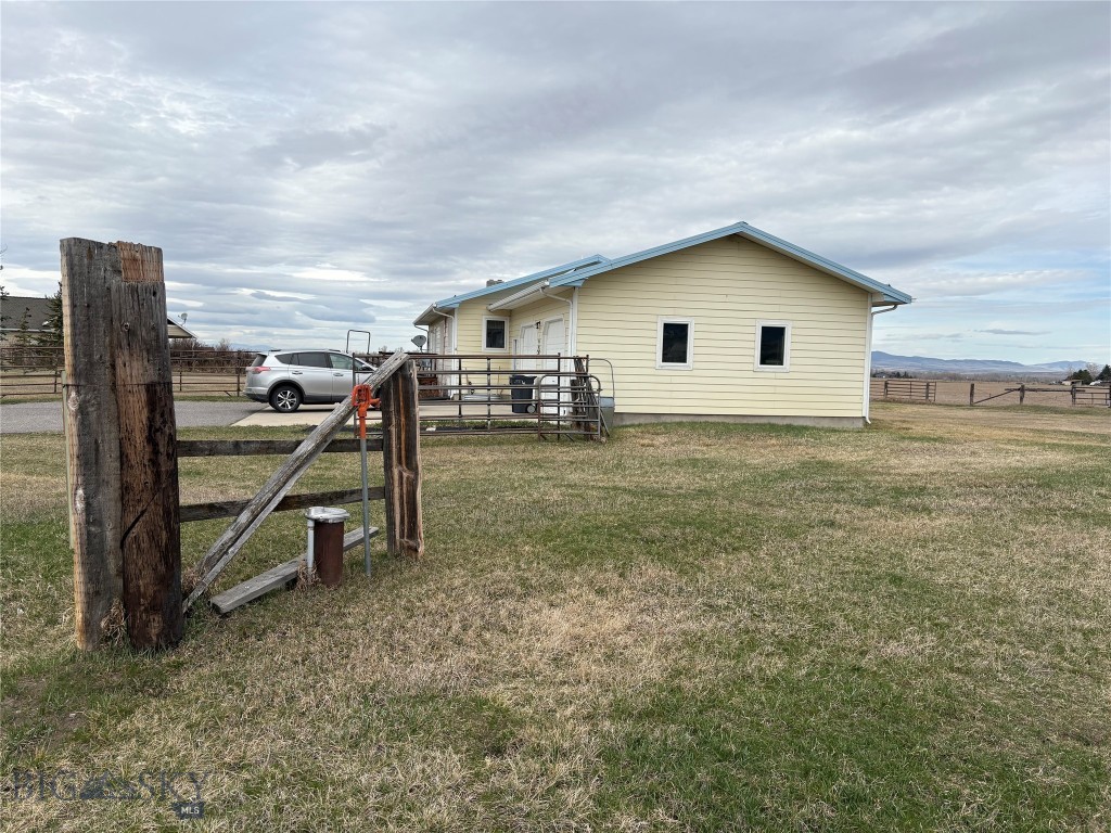 2950 Nelson Road, Bozeman MT 59718