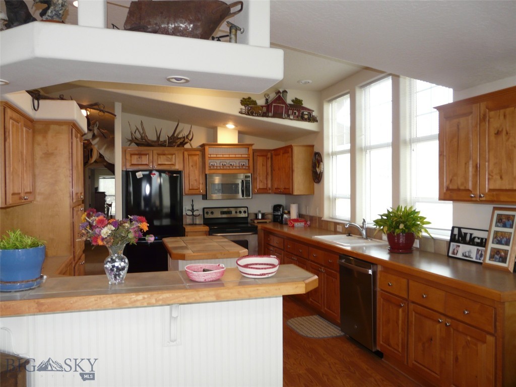 7543 Fowler Lane, Bozeman MT 59718