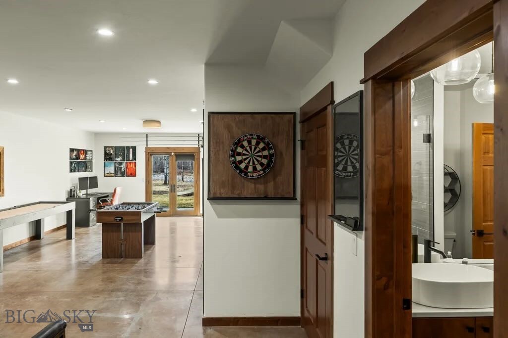 69 Upper Rainbow, Bozeman MT 59718