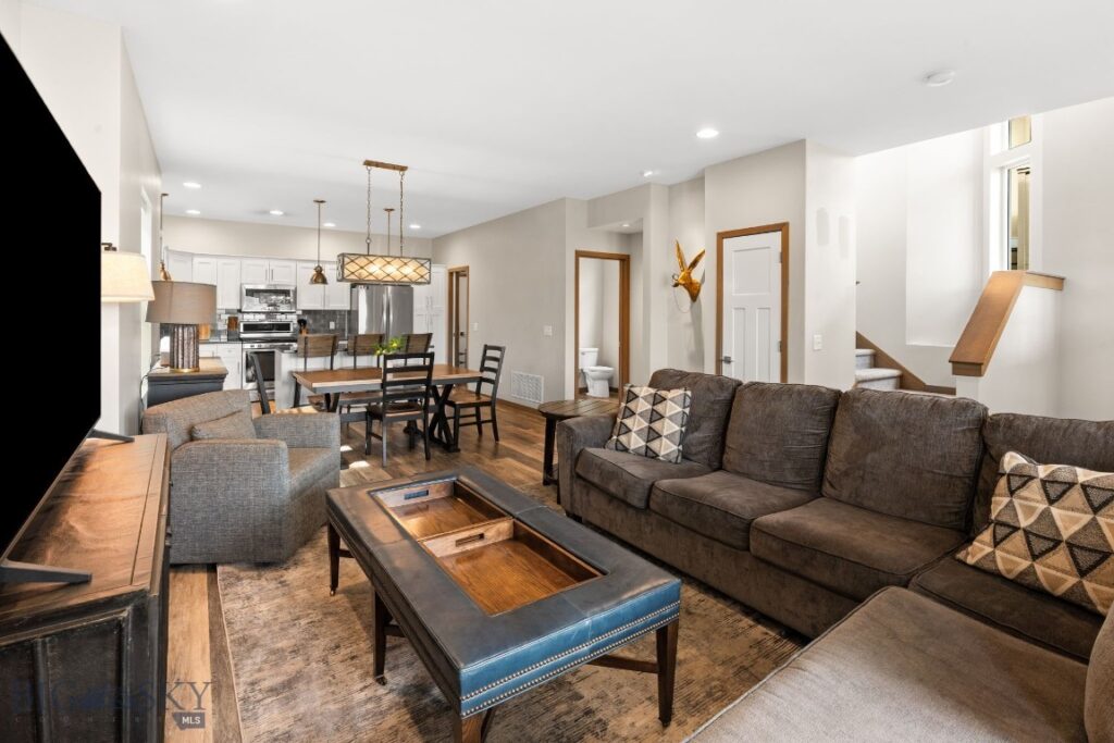 1041 N 12th Avenue, Bozeman MT 59715