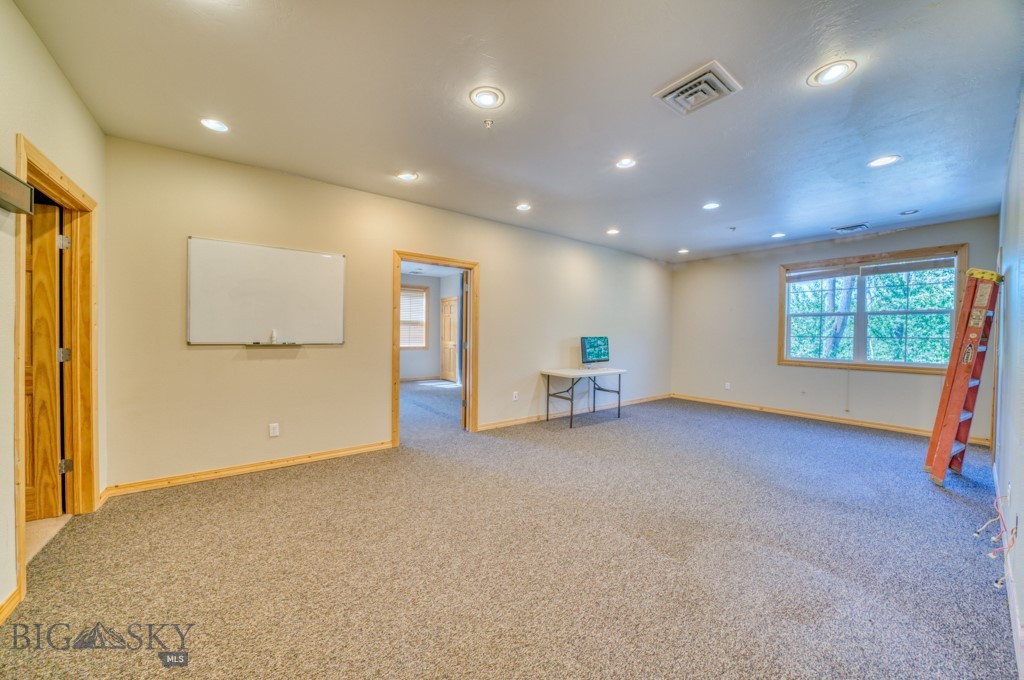 243 Pegasus Drive, Bozeman MT 59718