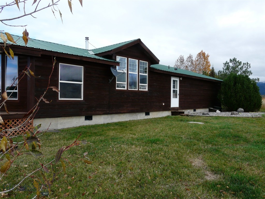 7543 Fowler Lane, Bozeman MT 59718