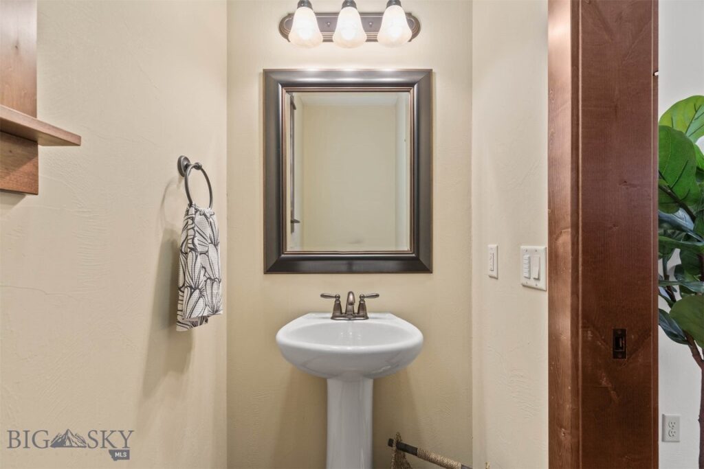 3381 S 27th Avenue, Bozeman MT 59718