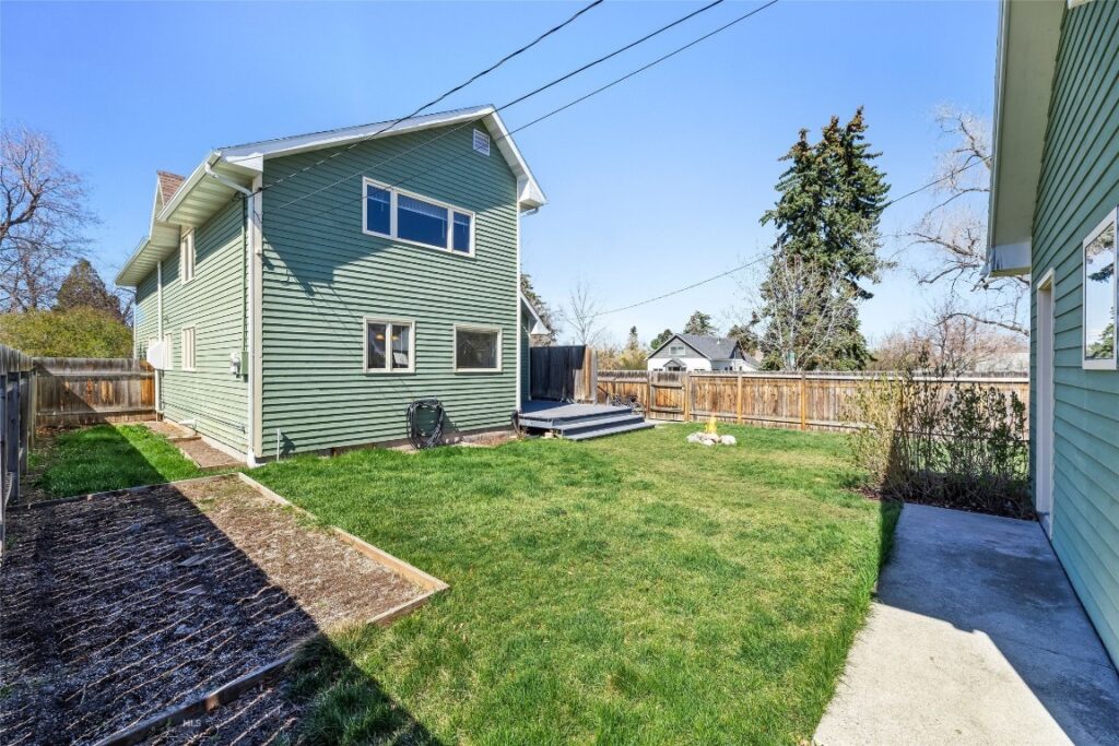 502 S 10th Avenue, Bozeman MT 59715