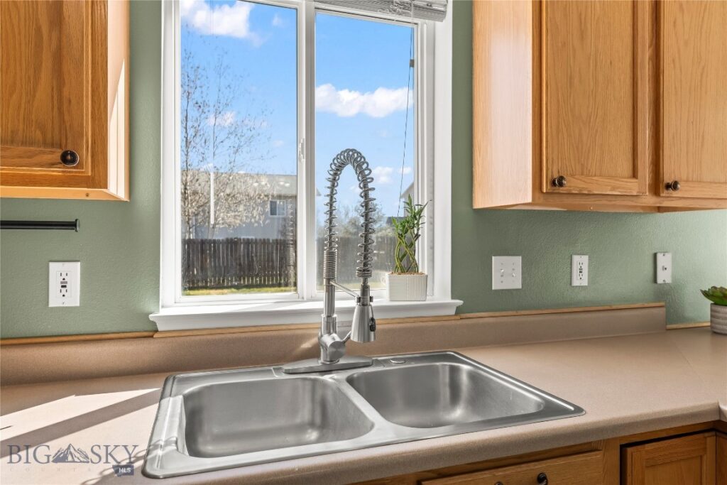 118 Michael Grove Avenue, Bozeman MT 59718