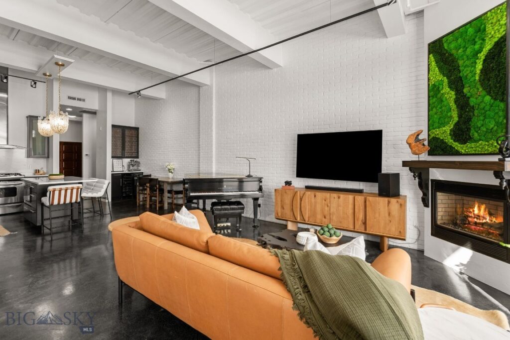150 Village Crossing Way, Bozeman MT 59715