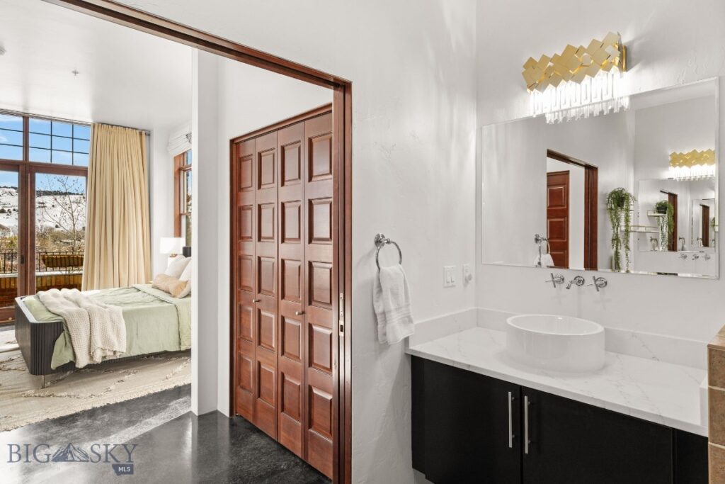 150 Village Crossing Way, Bozeman MT 59715