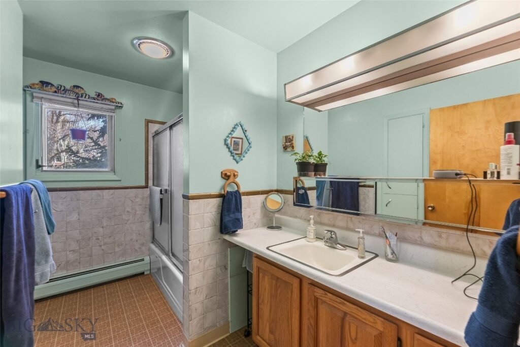 1621 S Willson Avenue, Bozeman MT 59715