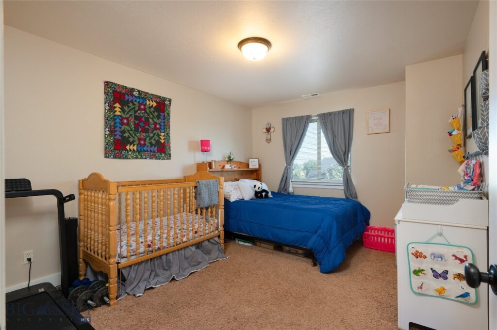 996 Saxon Way, Bozeman MT 59718