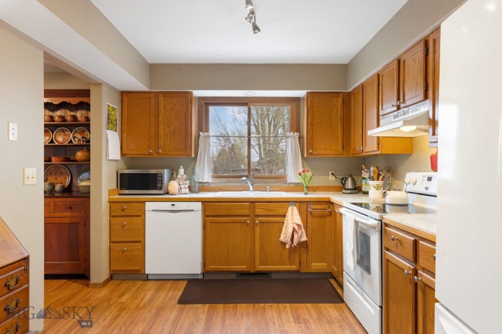 17 Chestnut Grove, Bozeman MT 59718