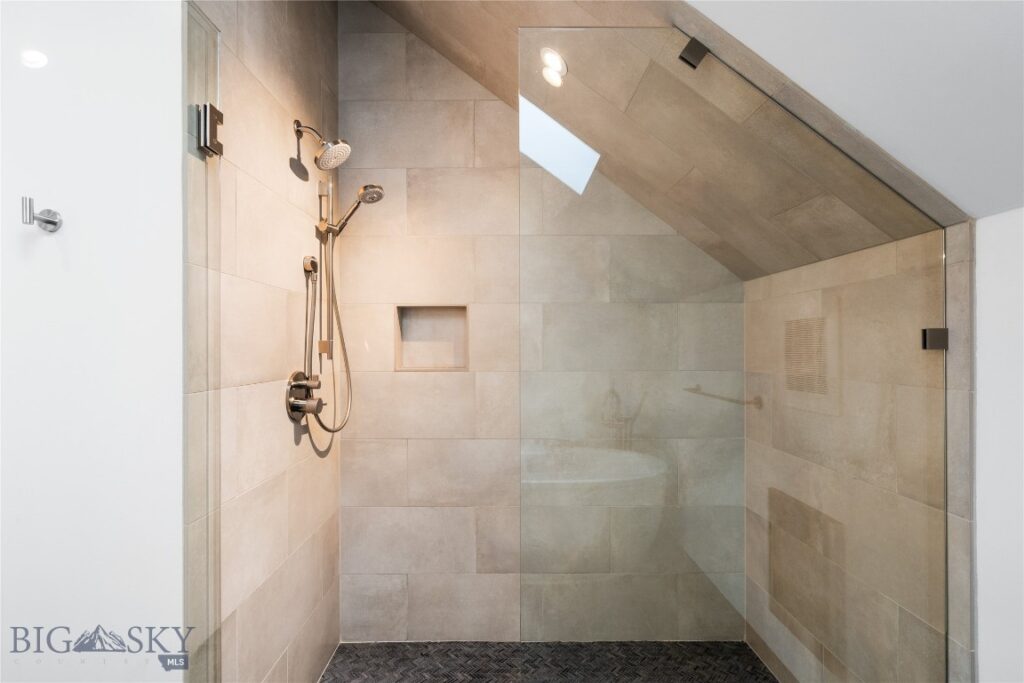 620 E Cottonwood, Bozeman MT 59715