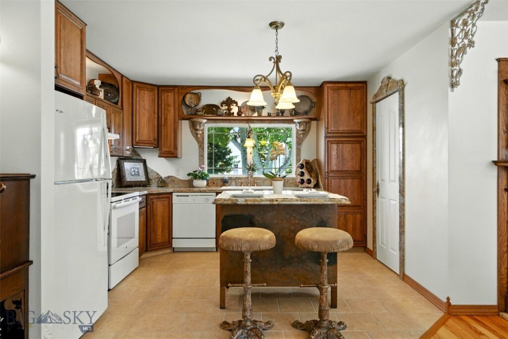 12 Pathfinder Trail, Bozeman MT 59718