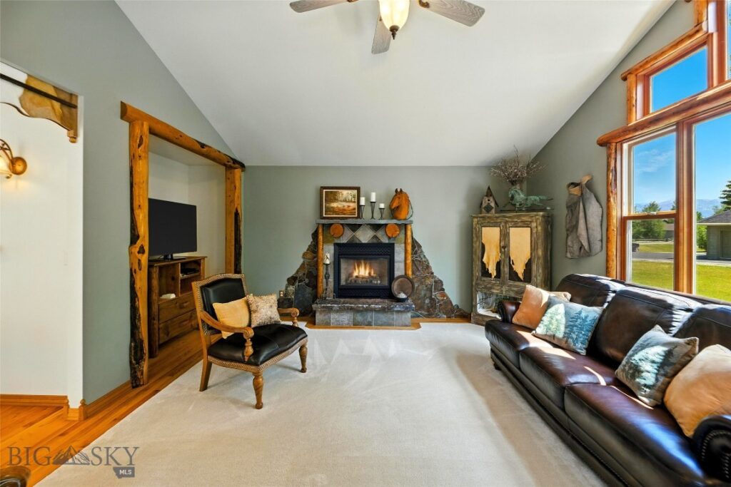 12 Pathfinder Trail, Bozeman MT 59718