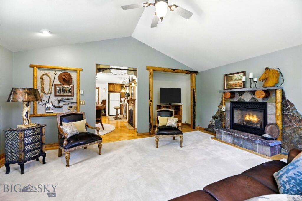 12 Pathfinder Trail, Bozeman MT 59718