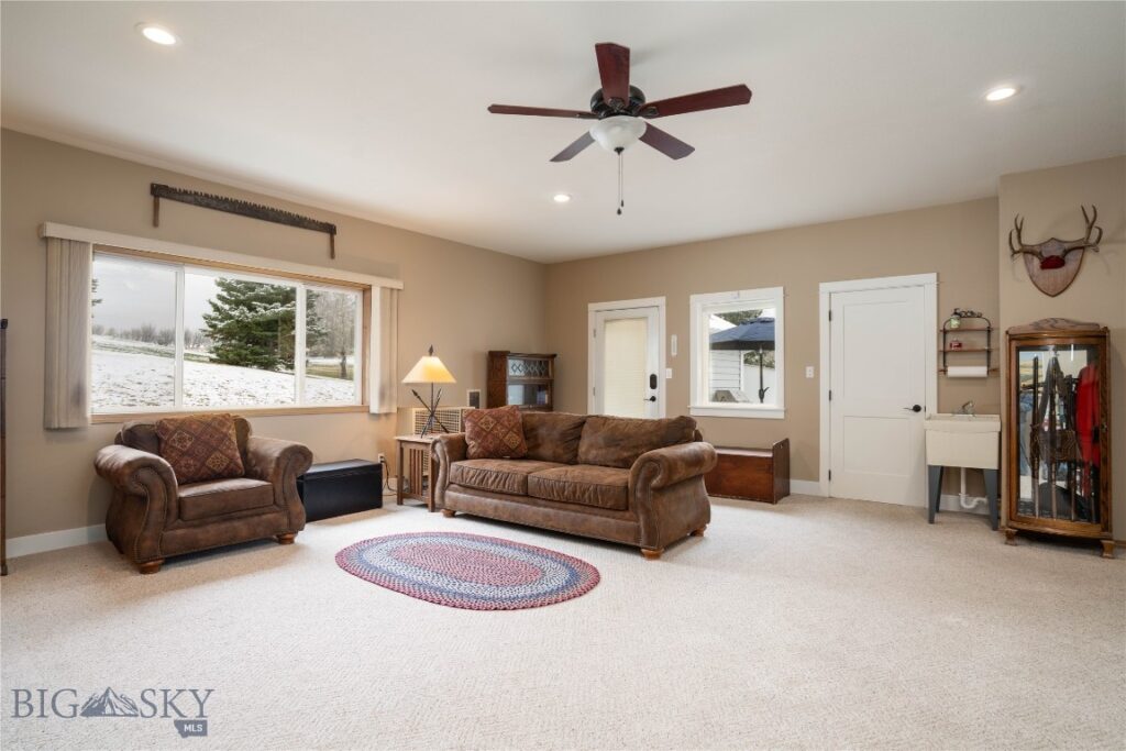 3227 Shooting Star Lane, Bozeman MT 59715
